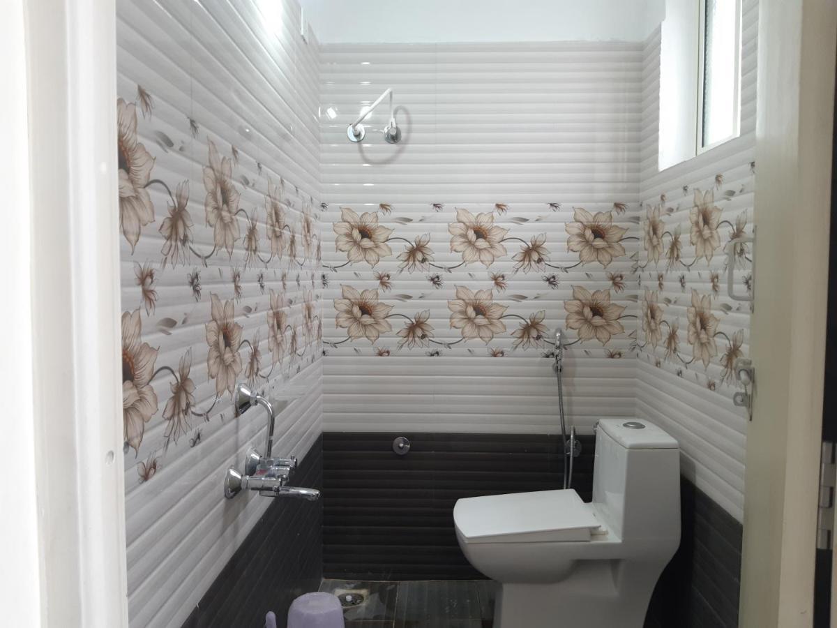 Cnr Residency Hotel Madanapalle Bagian luar foto