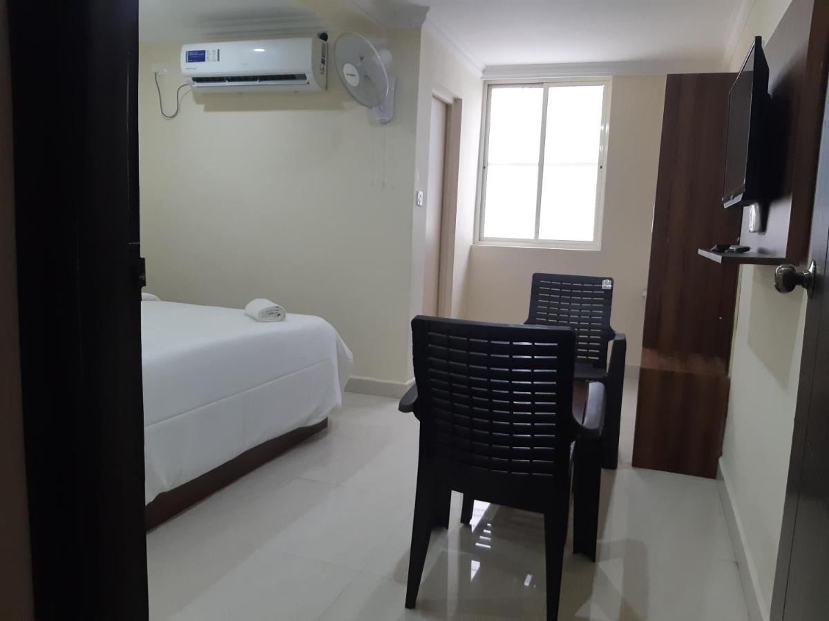 Cnr Residency Hotel Madanapalle Bagian luar foto