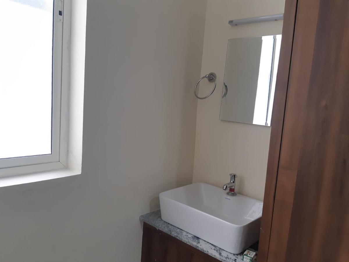 Cnr Residency Hotel Madanapalle Bagian luar foto